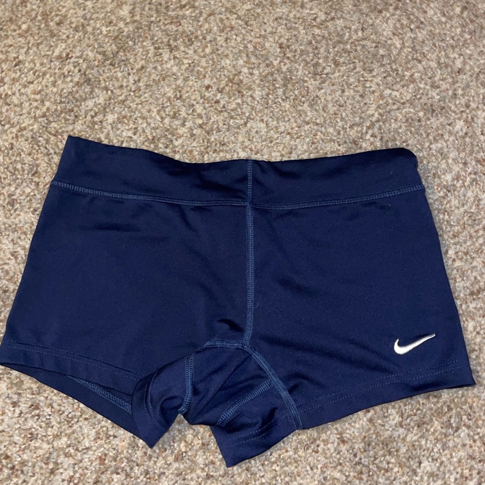 Size small Nike spandex. Worn a few times. No holes or stains.